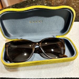 Gucci tortoise shell sunglasses GG0097S